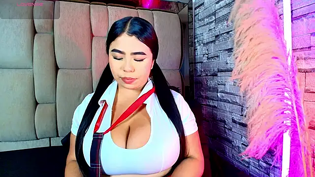 Snapshot of Samy_Grey01 chatting on June 22, 7:22 pm Samy Grey01 online show from June 22, 7:22 pm