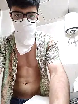 Snapshot of mrmasseur06 chatting on May 14, 5:53 pm mrmasseur06 online show from May 14, 5:53 pm