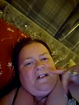 Stripmummydaddy19 online show from September 20, 8:21 pm