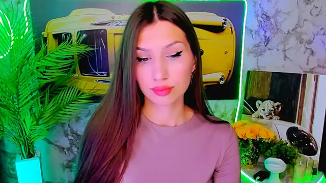 Mollyinyourmind online show from November 15, 5:49 am