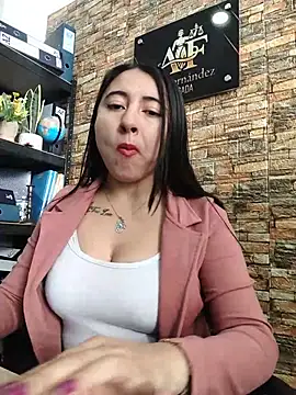 Snapshot of AMATISTA__16 chatting on July 31, 12:48 pm AMATISTA 16 online show from July 31, 12:48 pm