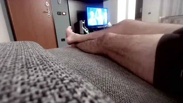 Snapshot of cucciolotto76 chatting on November 16, 7:52 pm cucciolotto76 online show from November 16, 7:52 pm