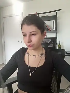 Snapshot of Privad_ravenna chatting on May 31, 5:09 pm Privad ravenna online show from May 31, 5:09 pm