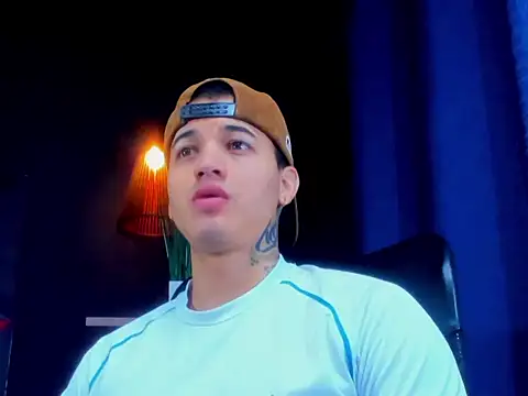 rocoo santos online show from April 22, 6:09 pm