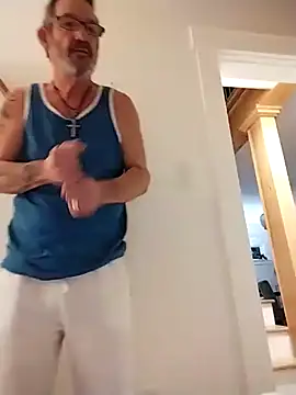 FoxnMouse online show from April 12, 11:10 pm