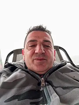 BULLBSX online show from April 2, 1:53 pm