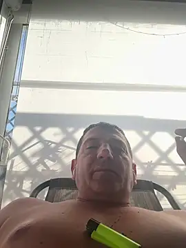 BULLBSX online show from April 10, 3:39 pm