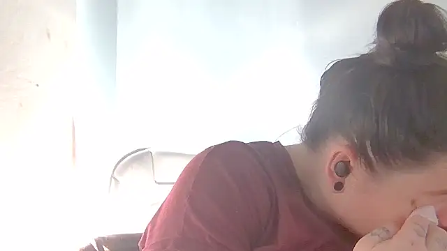 CurvyAlaya online show from March 10, 2:00 pm