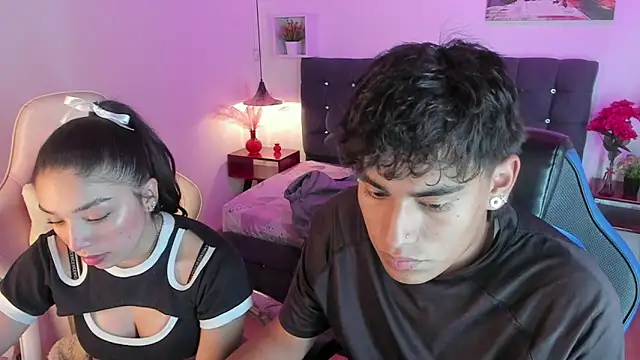 Yiing and yang online show from September 17, 10:22 pm