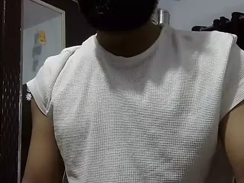 Snapshot of autophile-indian chatting on September 28, 5:13 am autophile-indian online show from September 28, 5:13 am