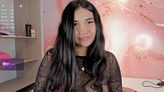 Snapshot of Annelov18 chatting on October 14, 7:36 pm Annelov18 online show from October 14, 7:36 pm