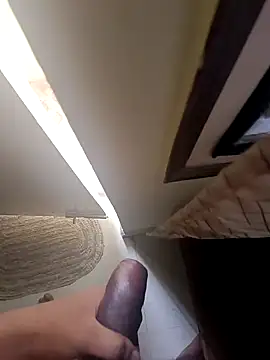 Snapshot of dickfuckerkkk chatting on October 25, 3:03 am dickfuckerkkk online show from October 25, 3:03 am