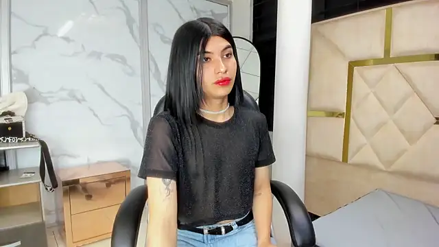 Allisonts69 online show from December 18, 3:56 am