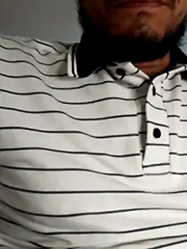 Snapshot of Bosssweet22cm chatting on February 14, 5:37 am Bosssweet22cm online show from February 14, 5:37 am