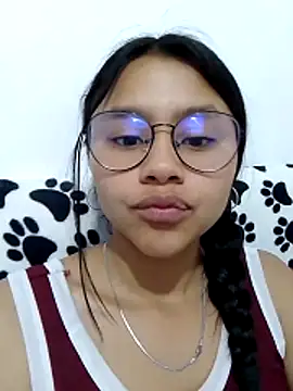 SofieLove 01 online show from April 5, 8:11 am