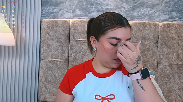 leilapons online show from March 25, 5:41 pm