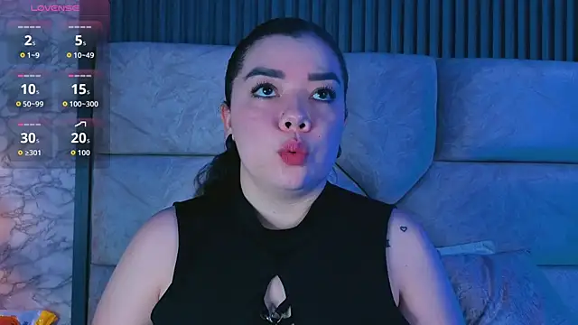 Snapshot of leilapons chatting on July 8, 4:55 pm leilapons online show from July 8, 4:55 pm