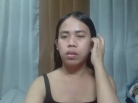 Snapshot of exoticpinay_dolly chatting on May 2, 12:43 pm exoticpinay dolly online show from May 2, 12:43 pm