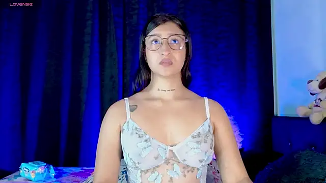 EVAH LEE  online show from November 27, 3:52 am