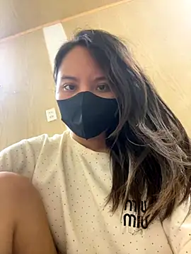 Snapshot of -Mie-xxx chatting on October 24, 11:39 am -Mie-xxx online show from October 24, 11:39 am