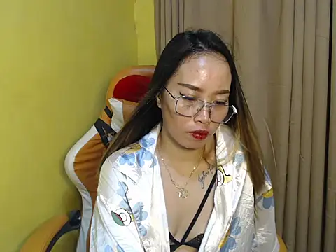 your hornyapril online show from October 14, 4:52 pm