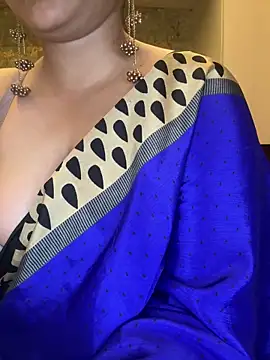 Snapshot of annanya01 chatting on April 28, 2:22 pm annanya01 online show from April 28, 2:22 pm