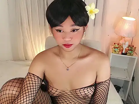 Snapshot of Malia_cummer chatting on June 2, 9:06 pm Malia cummer online show from June 2, 9:06 pm