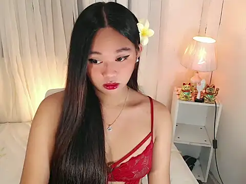 Snapshot of Malia_cummer chatting on June 4, 3:29 pm Malia cummer online show from June 4, 3:29 pm