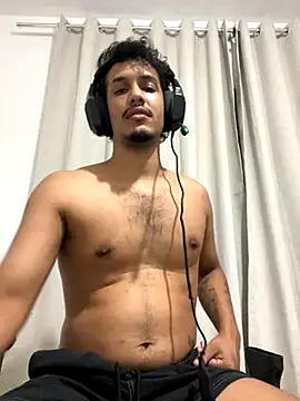 Snapshot of BAGHEERAPGG chatting on October 19, 3:40 am BAGHEERAPGG online show from October 19, 3:40 am