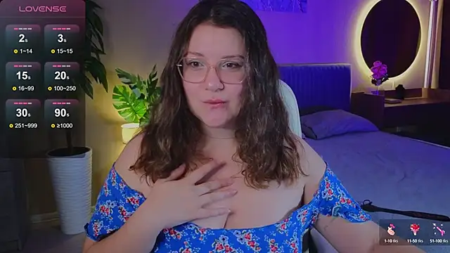 Edalyn Af online show from September 14, 10:20 pm