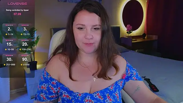 Edalyn Af online show from September 26, 3:16 pm