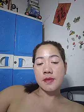 Snapshot of SweetASS6969 chatting on July 9, 3:38 pm SweetASS6969 online show from July 9, 3:38 pm