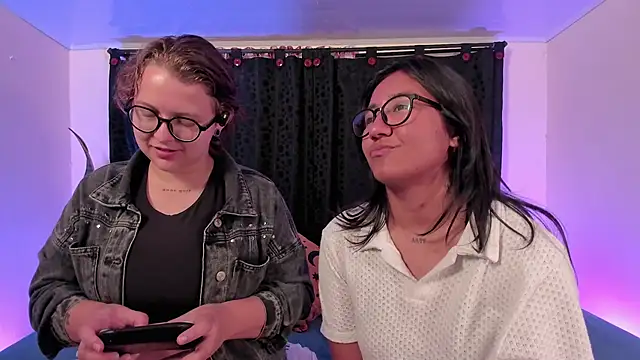 CrazyCakes  online show from March 22, 2:26 am