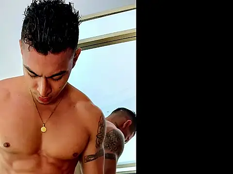 cristopher 22cm online show from January 14, 1:55 am