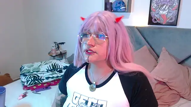 XxGreenGoodxX online show from February 7, 8:34 pm