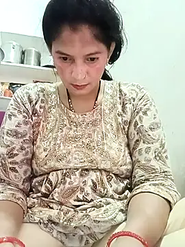 Snapshot of Chhaya_hot chatting on April 24, 1:30 am Chhaya hot online show from April 24, 1:30 am