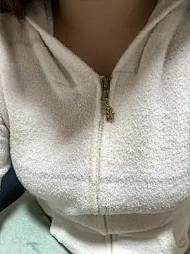 mayu06000 online show from January 10, 5:04 pm