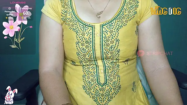 Snapshot of megHana_teLugGu chatting on September 15, 5:35 pm megHana teLugGu online show from September 15, 5:35 pm