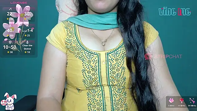 Snapshot of megHana_teLugGu chatting on September 22, 10:17 am megHana teLugGu online show from September 22, 10:17 am