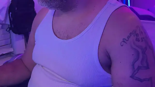 TheGreenEyedBear online show from January 23, 4:41 am