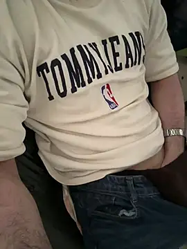 FitNhot sam online show from March 31, 8:15 am