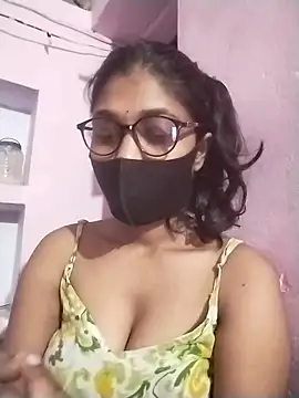 Snapshot of sexykrisha chatting on October 2, 12:06 am sexykrisha online show from October 2, 12:06 am