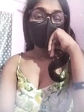 Snapshot of sexykrisha chatting on October 10, 2:10 am sexykrisha online show from October 10, 2:10 am