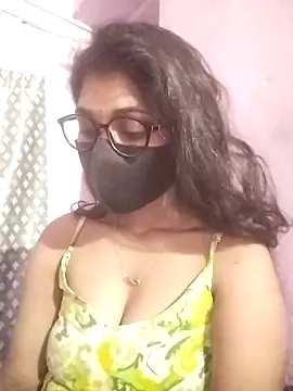 Snapshot of sexykrisha chatting on October 17, 12:47 am sexykrisha online show from October 17, 12:47 am