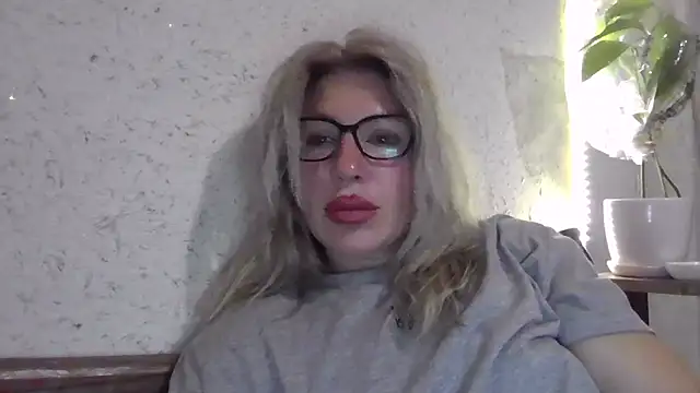 fox red lady7 online show from April 6, 8:54 pm