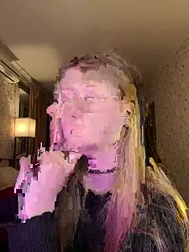 Snapshot of Jenny_Skinner20 chatting on April 22, 10:33 pm Jenny Skinner20 online show from April 22, 10:33 pm