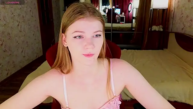 Snapshot of Jenny_Skinner20 chatting on May 13, 6:38 pm Jenny Skinner20 online show from May 13, 6:38 pm