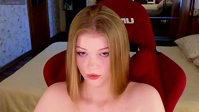 Snapshot of Jenny_Skinner20 chatting on June 8, 4:40 pm Jenny Skinner20 online show from June 8, 4:40 pm