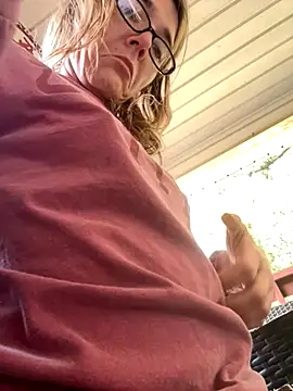 Snapshot of bb_empress chatting on November 7, 2:06 pm bb empress online show from November 7, 2:06 pm