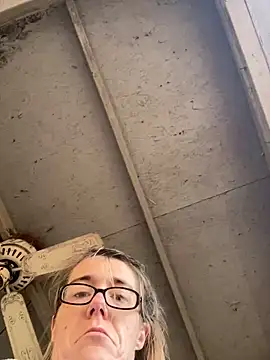 Snapshot of bb_empress chatting on November 9, 7:45 pm bb empress online show from November 9, 7:45 pm